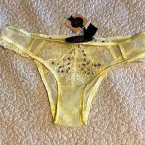 Victoria’s Secret panties S